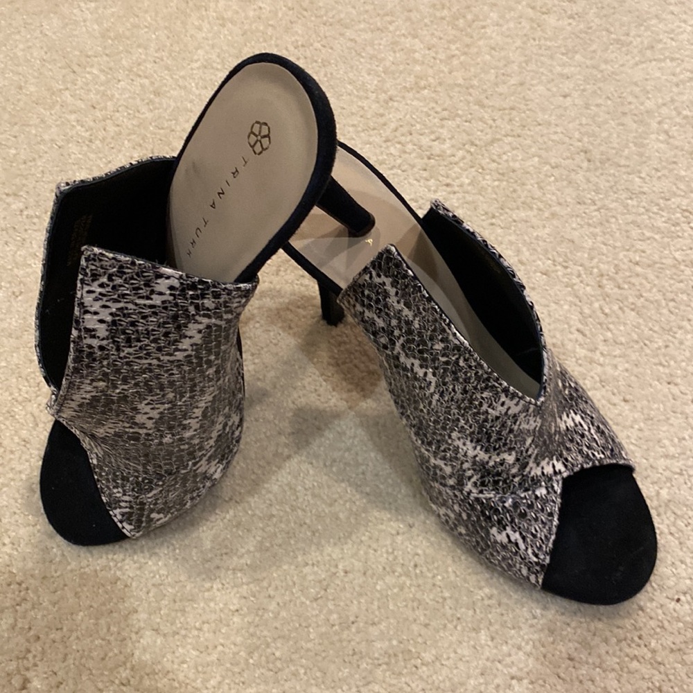 Trina Turk Leather Snake Print High Herls